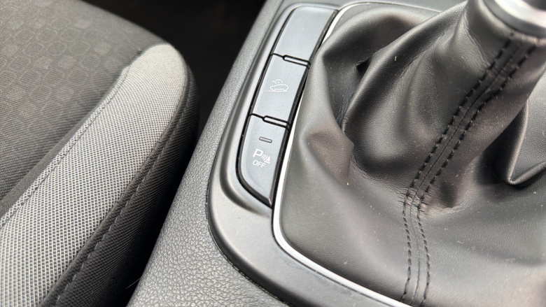 Hyundai Kona 1.0T GDi Play Edition 5dr Petrol Hatchback